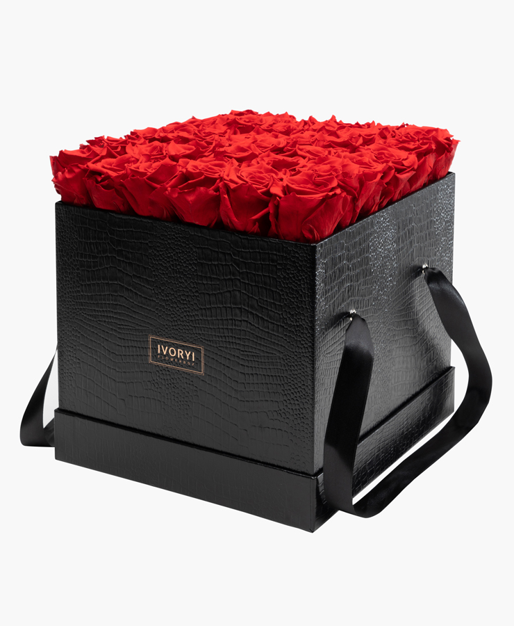 ivoryi-friends-ivoryiflowerbox-infinity-fifth-avenue-edition-premium-romantic-red-side-grace