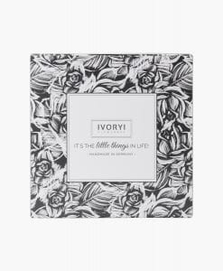 ivoryi-friends-ivoryiflowerbox-infintiy-verpackung-front-grace